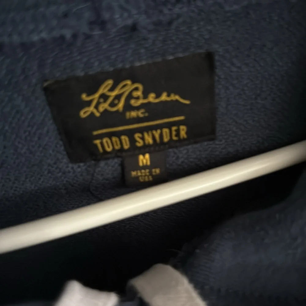 L.L. Bean Blue Graphic Sweatshirt - Picture 4 of 8